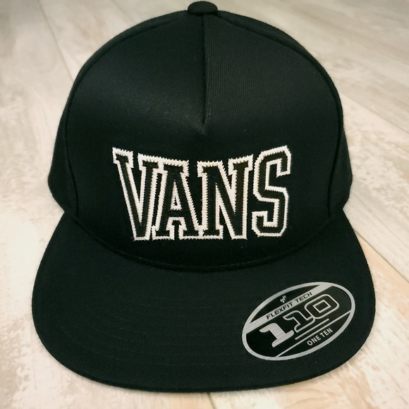 COPY - Vans SVD University Snapback - Picture 1 of 5